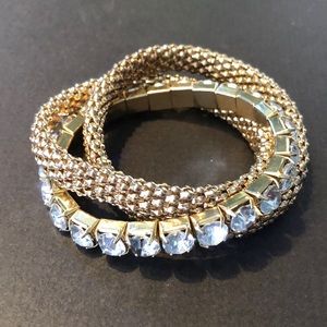 ✨ 3 in 1 Gold Statement Bracelet ✨